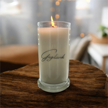 Hand-poured soy candles and minimalist home décor by Gagliardi Designs